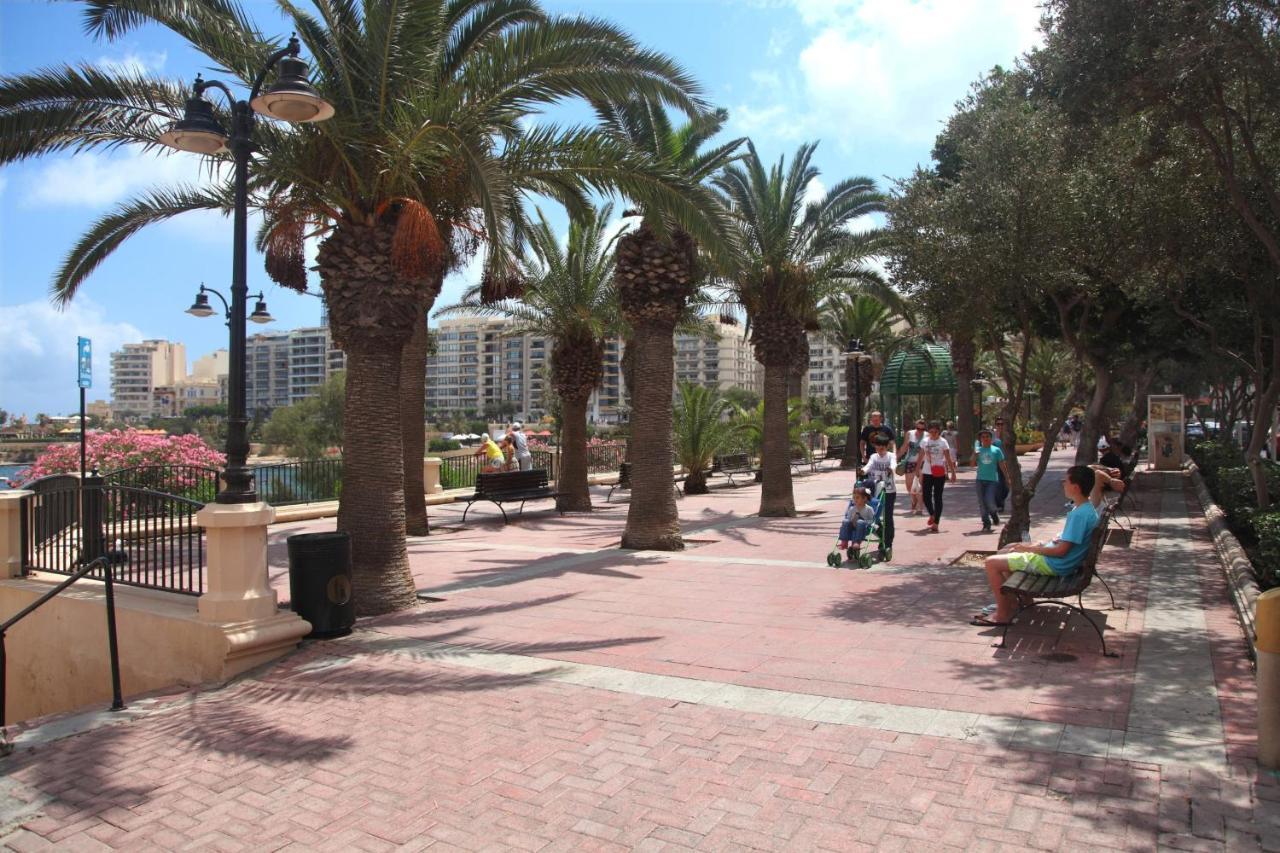 Modern 3 Bedroom & 3 Bathroom Apartment - Near Balluta Bay Saint Julian's Exterior photo