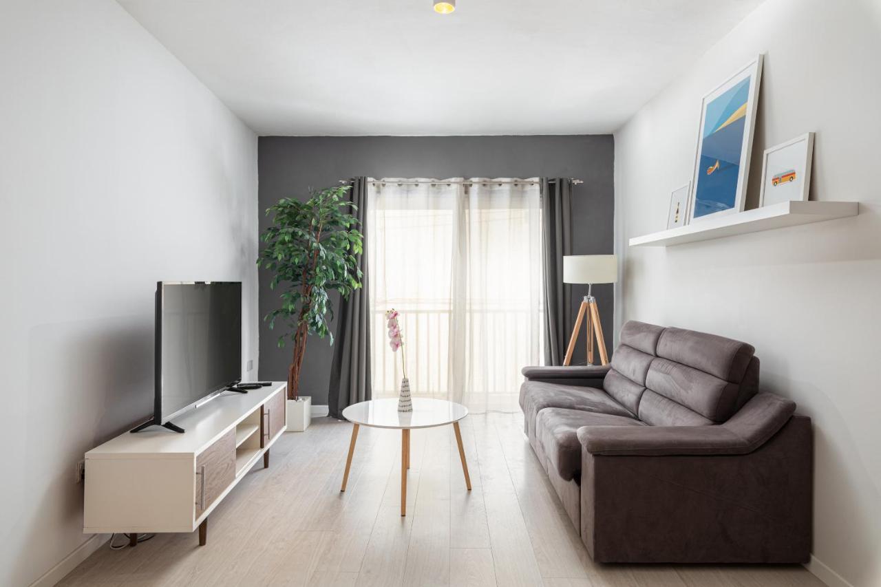 Modern 3 Bedroom & 3 Bathroom Apartment - Near Balluta Bay Saint Julian's Exterior photo