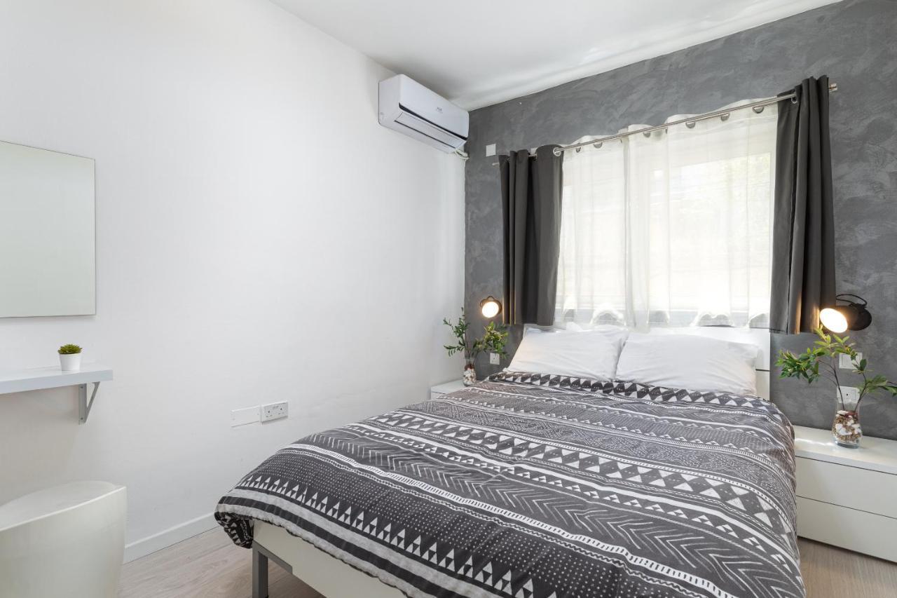 Modern 3 Bedroom & 3 Bathroom Apartment - Near Balluta Bay Saint Julian's Exterior photo