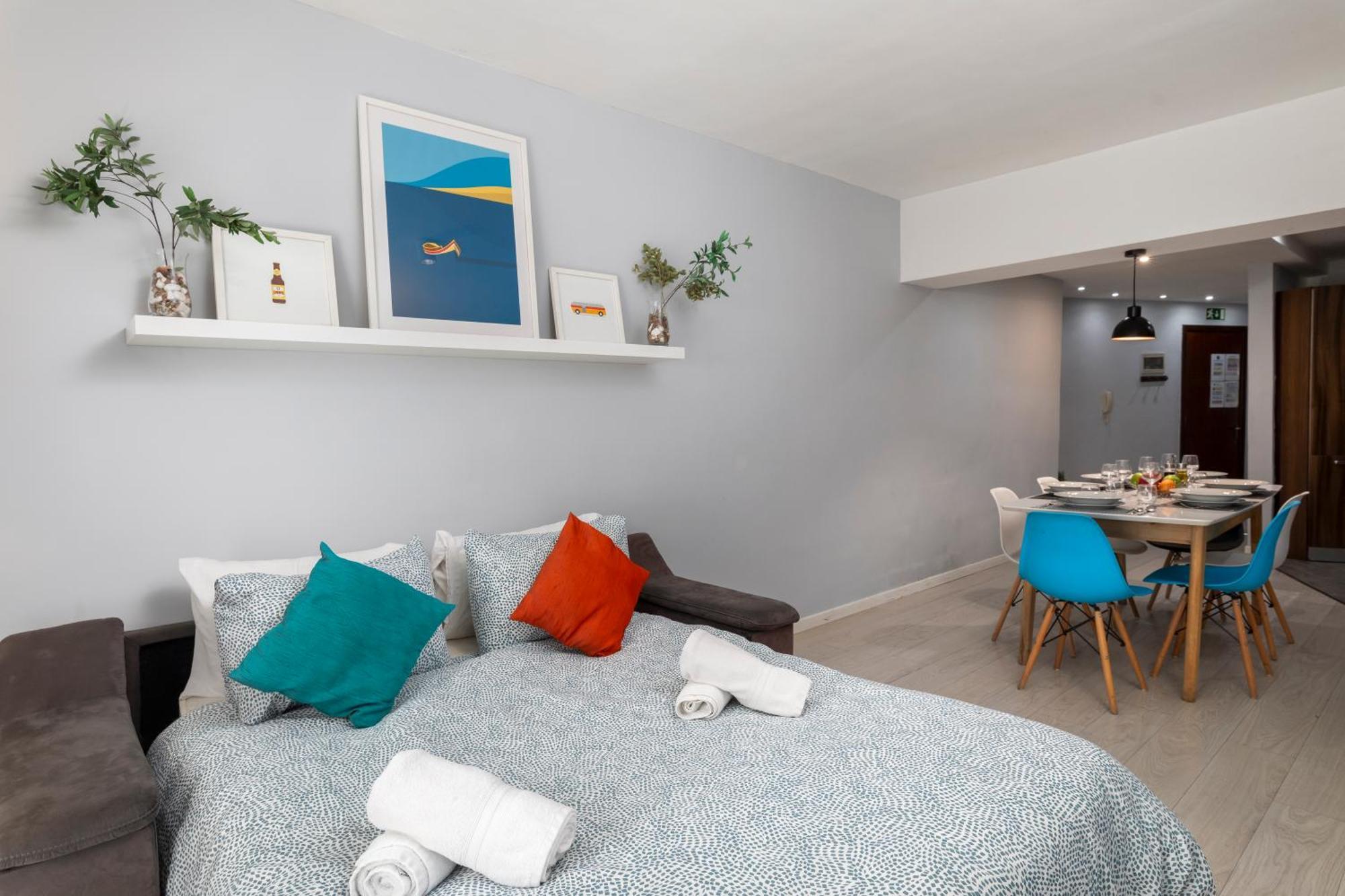 Modern 3 Bedroom & 3 Bathroom Apartment - Near Balluta Bay Saint Julian's Exterior photo