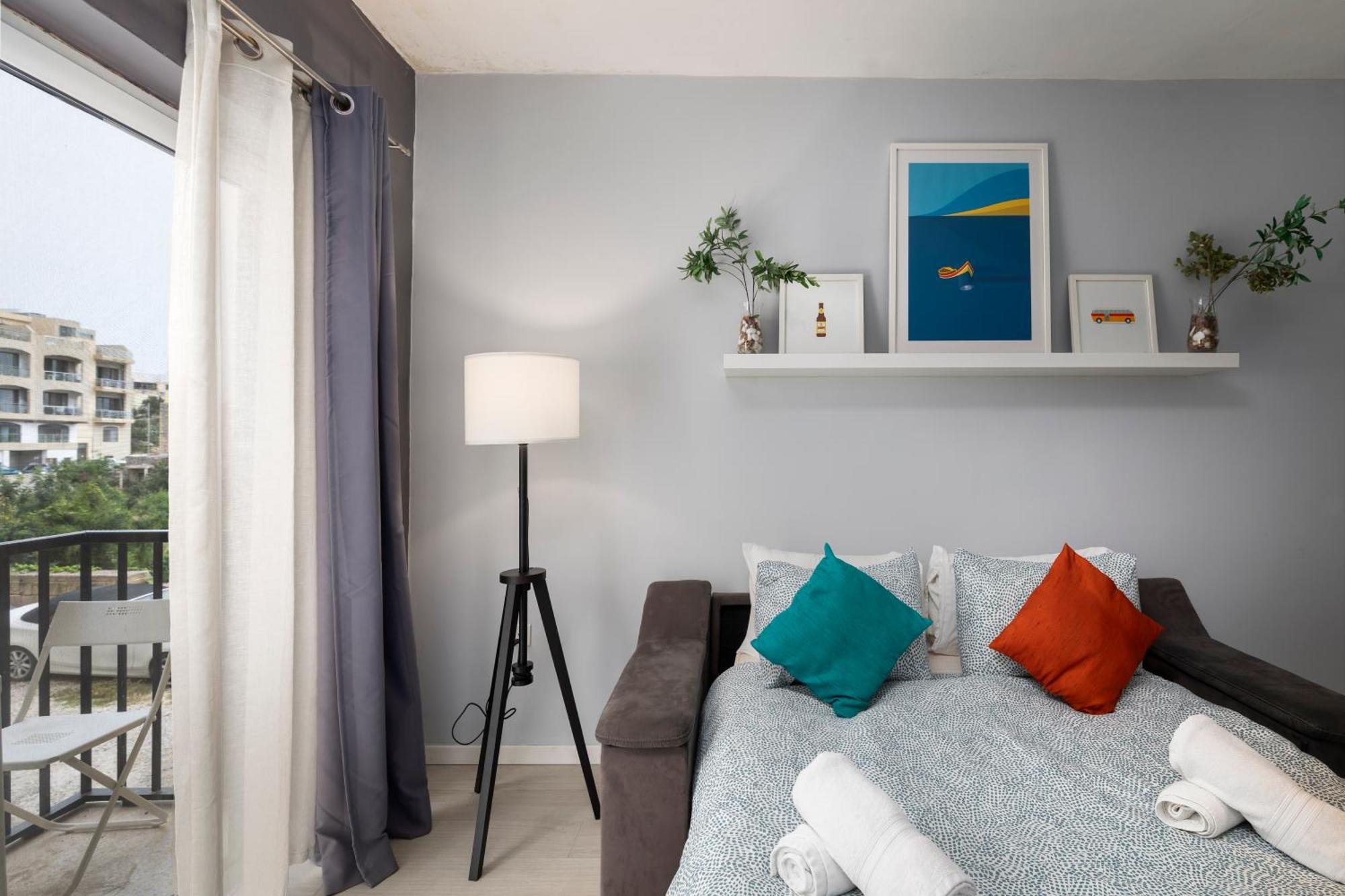 Modern 3 Bedroom & 3 Bathroom Apartment - Near Balluta Bay Saint Julian's Exterior photo